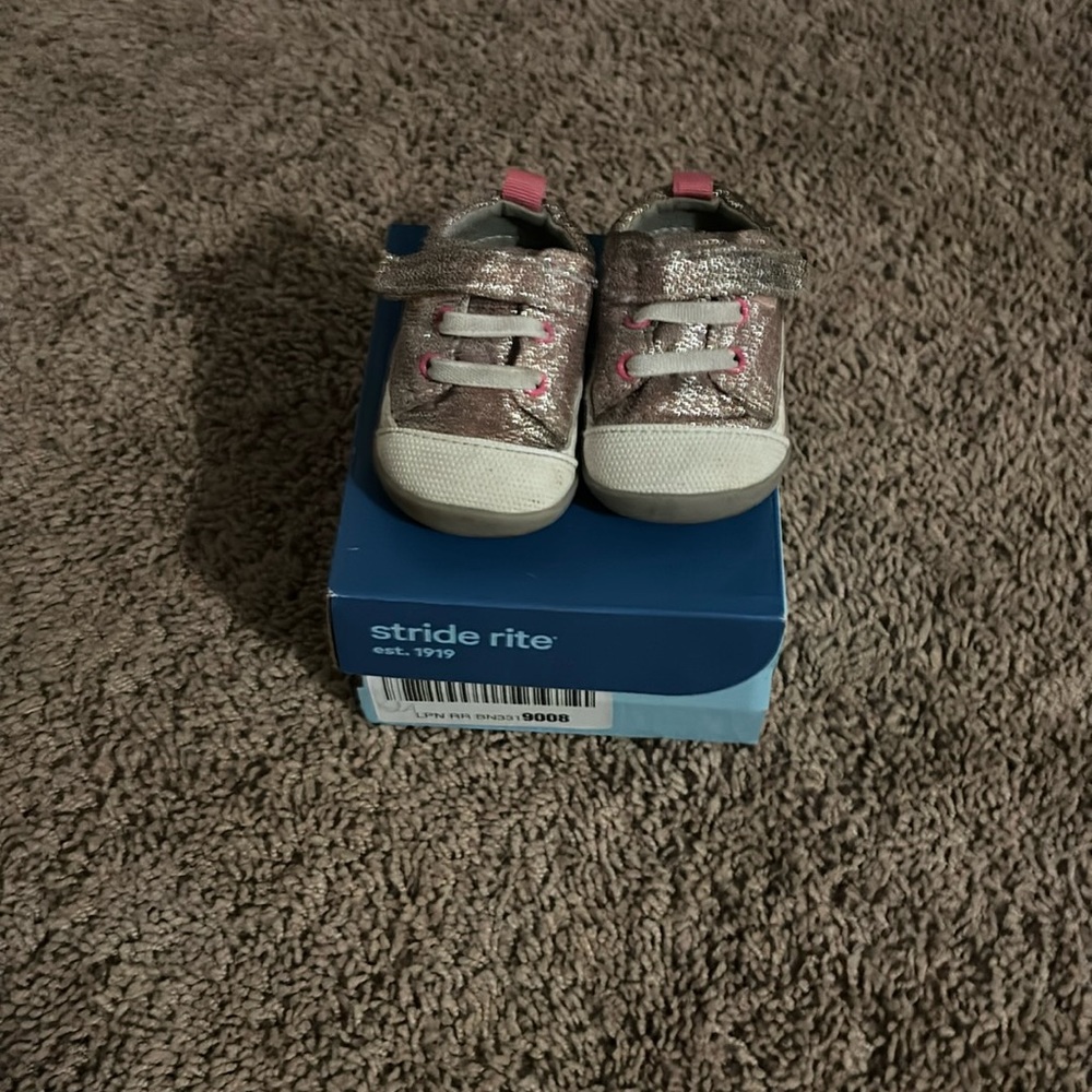 Stride Rite 3M